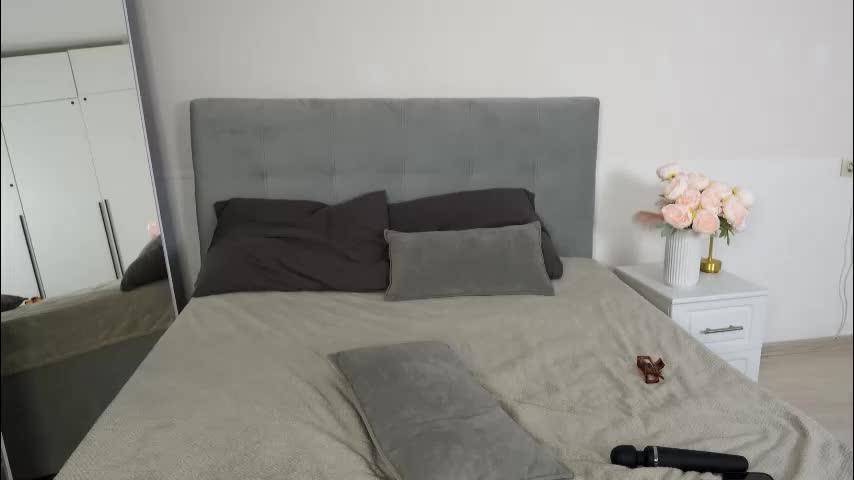 fiamoor Live Sex December 17, 2025