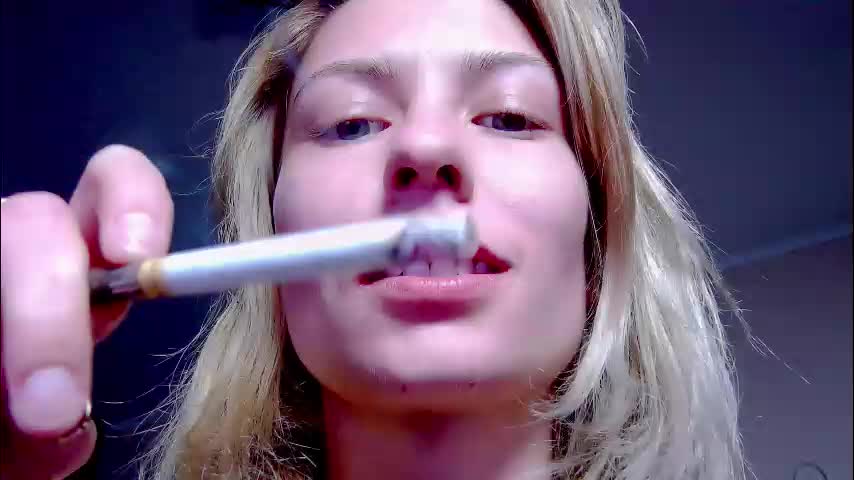 karoline121 Live Sex December 14, 2025