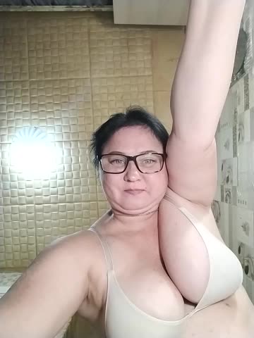 Holly-69 Live Sex December 13, 2025