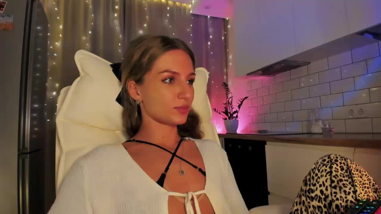 EnlivenLuv Live Sex December 13, 2025