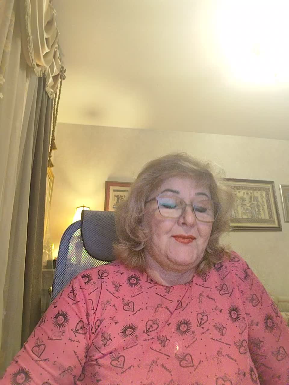 KarinkaSweet Live Sex December 17, 2025