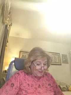 KarinkaSweet Live Sex December 17, 2025
