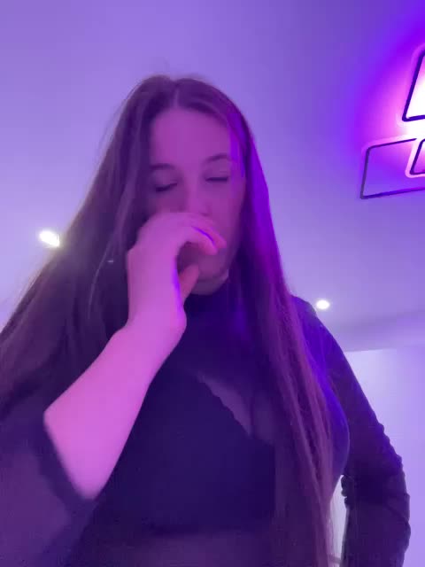 Potifays Live Sex December 14, 2025