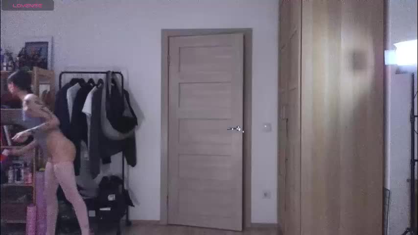 space_x_roxy Live Sex October 8, 2025