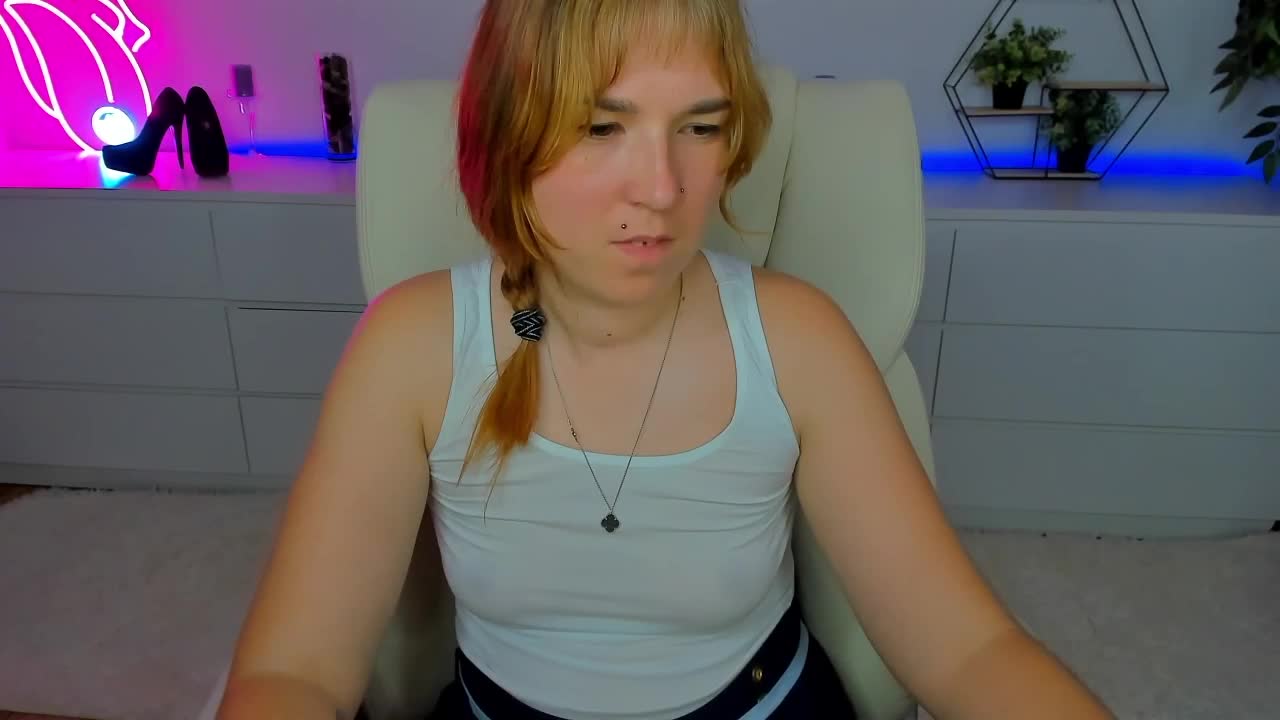 SofiiDarling Live Sex December 15, 2025