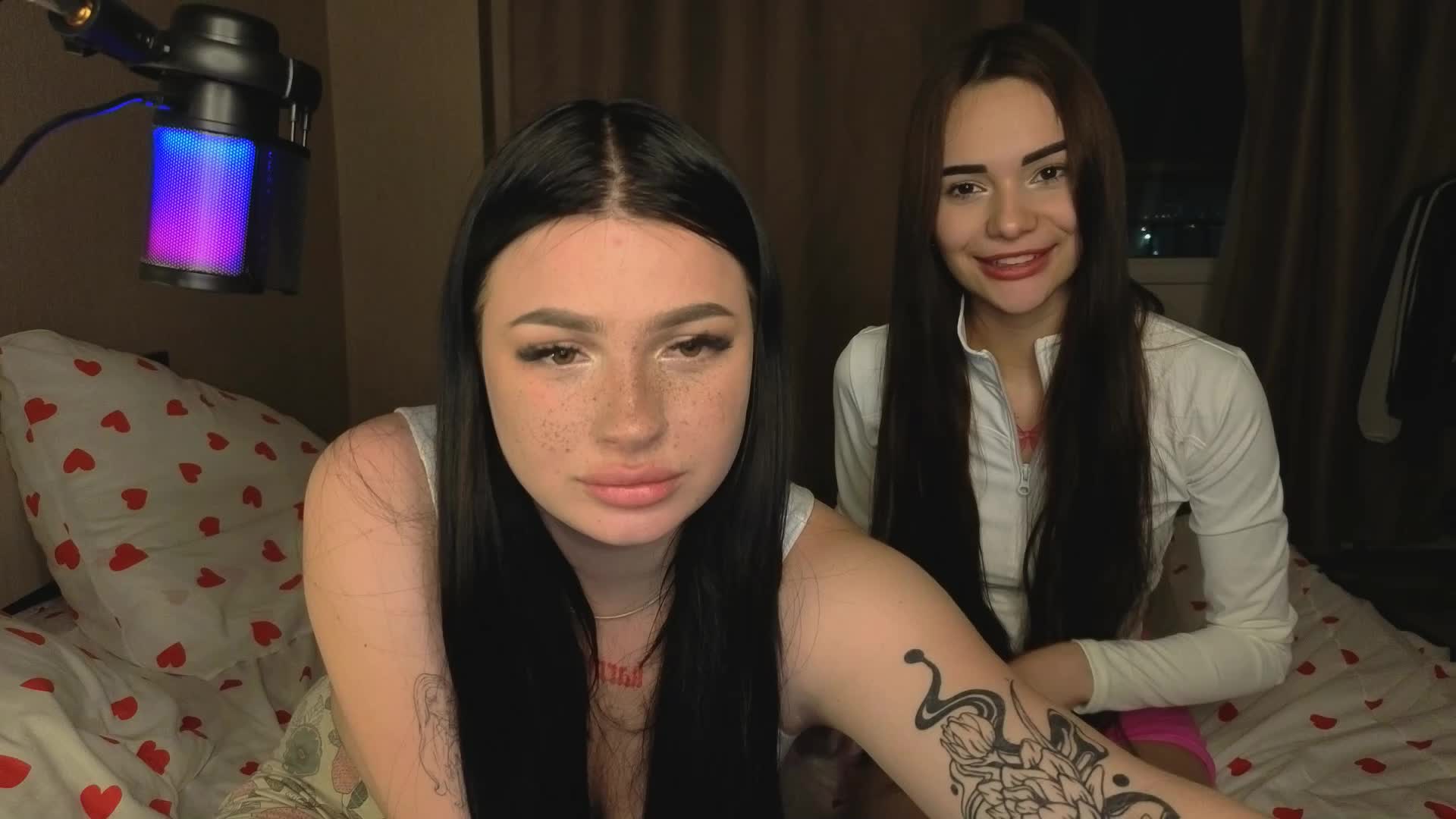 LisaAndDenis Live Sex December 18, 2025