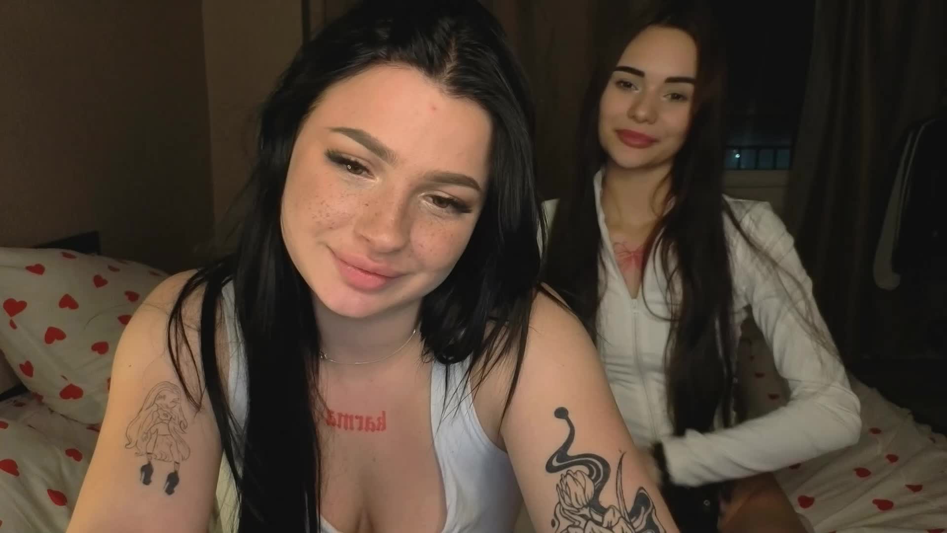 LisaAndDenis Live Sex December 18, 2025