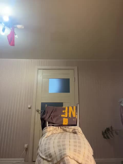 Karolina_Milf Live Sex December 14, 2025