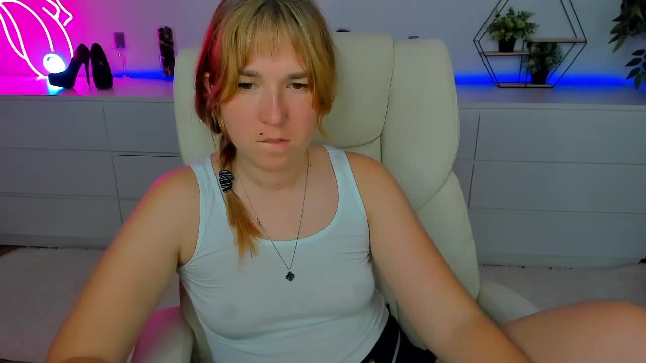 SofiiDarling Live Sex December 15, 2025