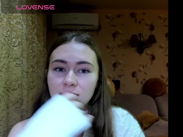 MadeleineEvans Live Sex December 13, 2025