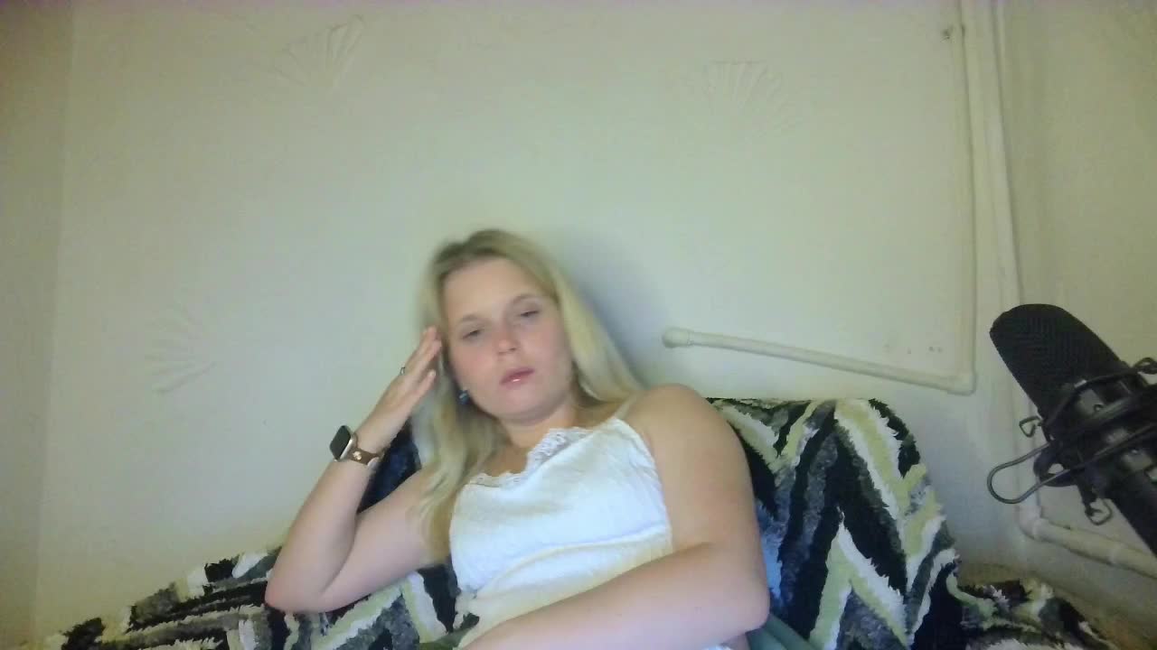 Pionchick Live Sex October 8, 2025