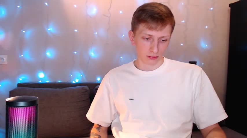 juliaanddima Live Sex December 17, 2025