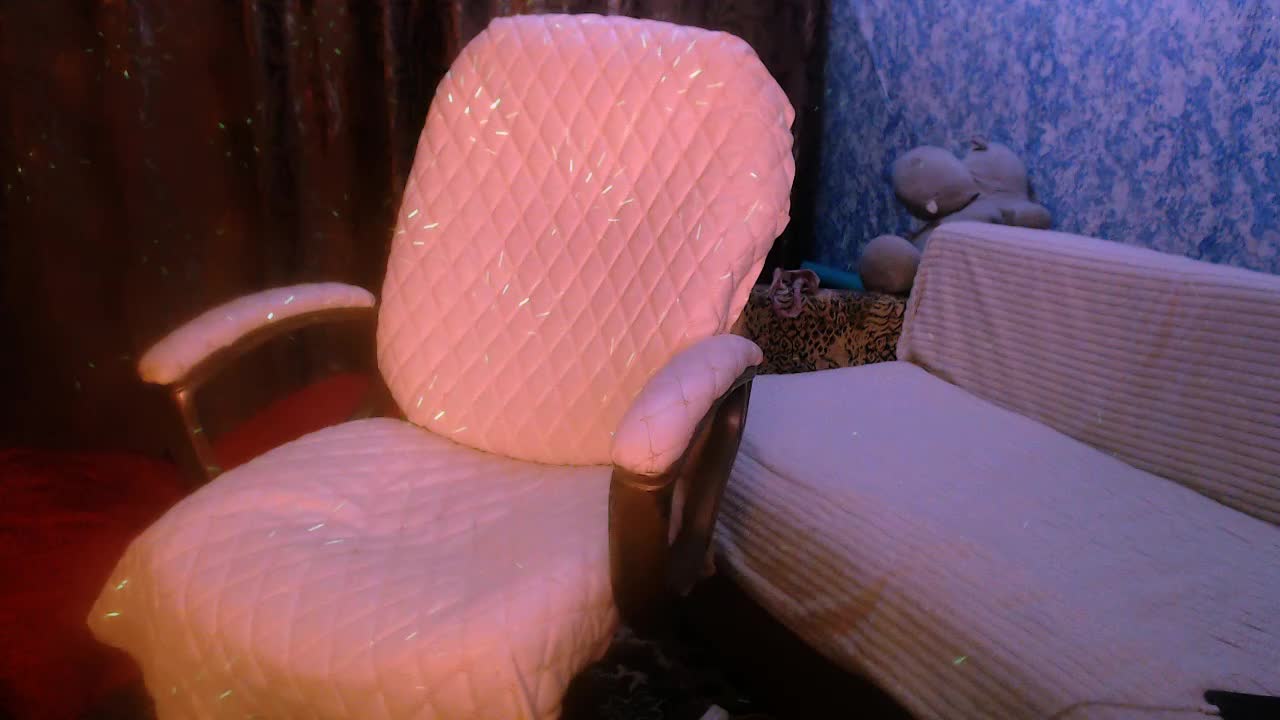 1CrazyPussy Live Sex December 13, 2025