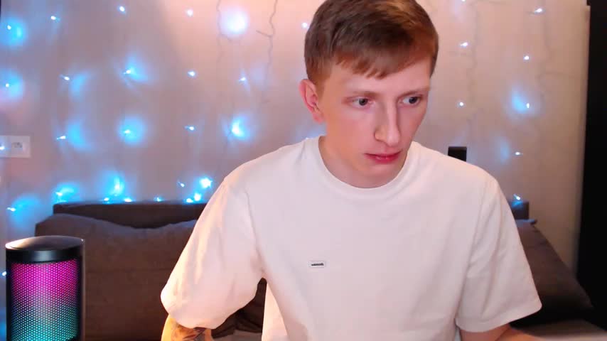 juliaanddima Live Sex December 17, 2025