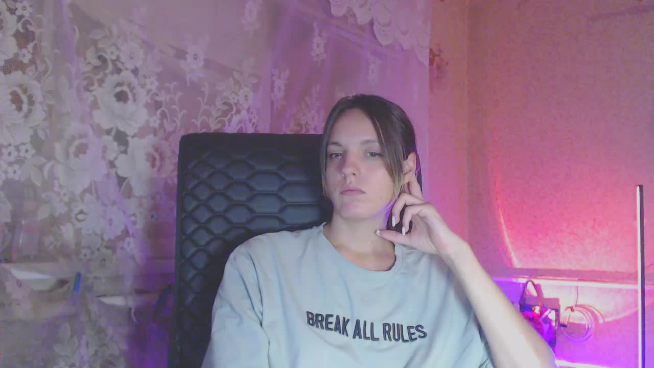 Babymuro4ka Live Sex December 17, 2025