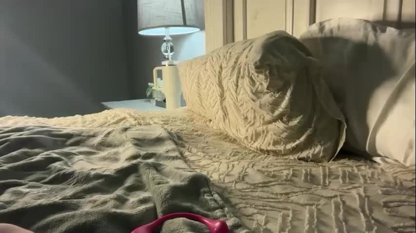 blondechristine99 Live Sex December 14, 2025