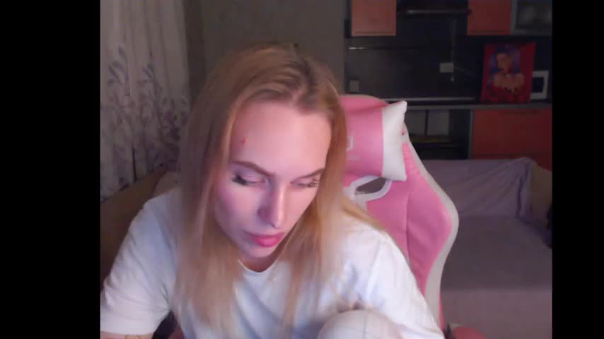 elsa_shine Live Sex December 13, 2025