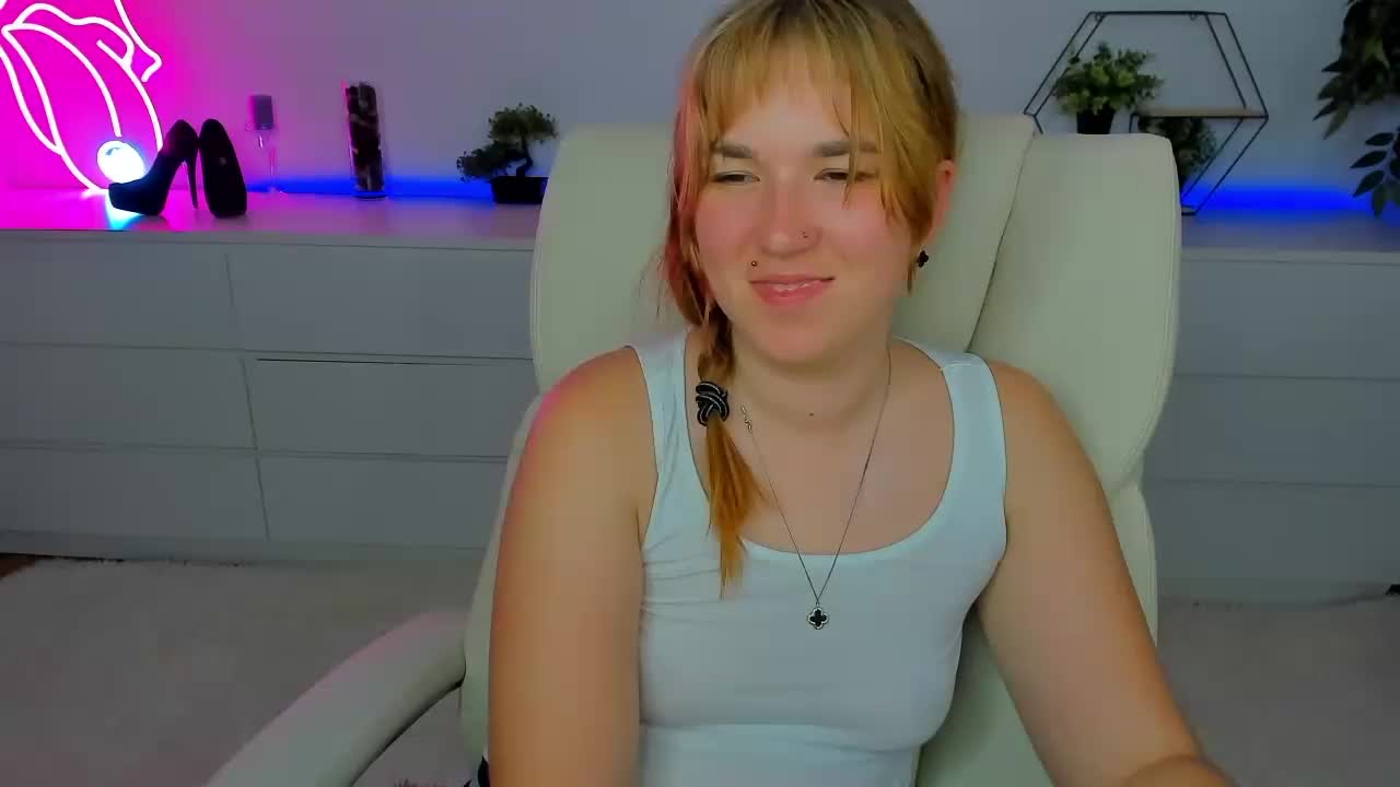 SofiiDarling Live Sex December 15, 2025