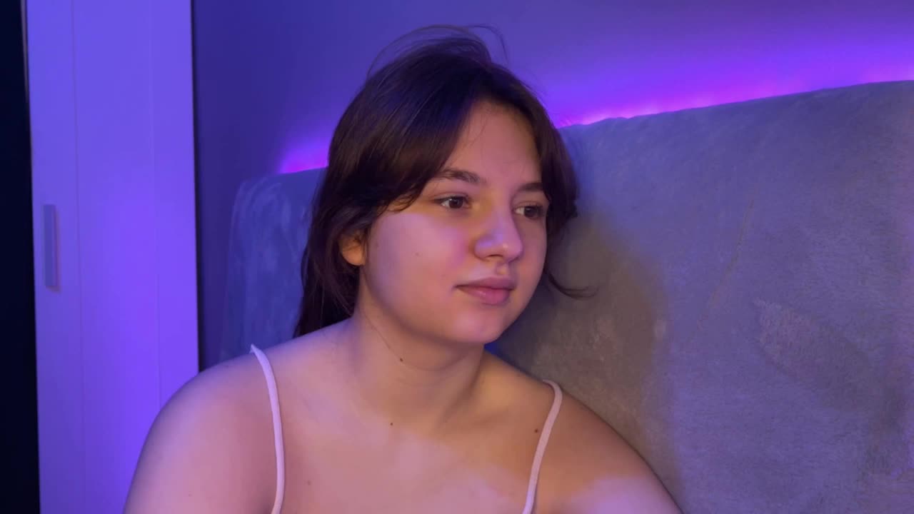 AlisaRichGold Live Sex December 13, 2025