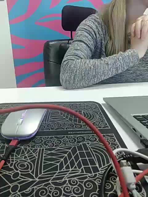 Xo4y-Tpax Live Sex December 13, 2025