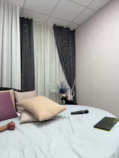 Shamelesss Live Sex December 14, 2025