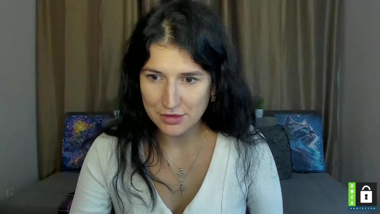 AliannaSoloKisses Live Sex December 14, 2025