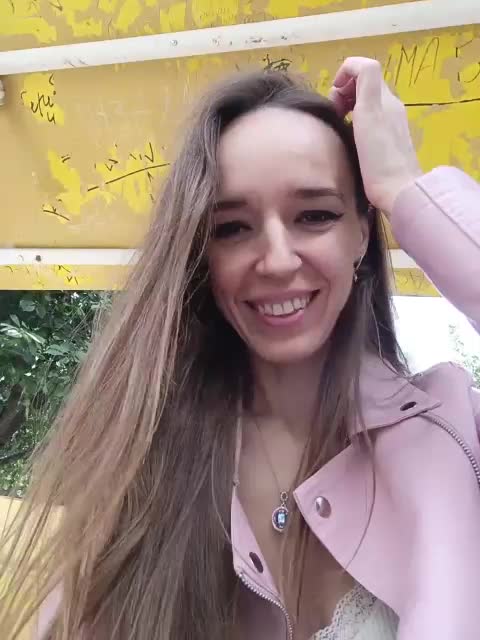 A_R_T_A Live Sex December 17, 2025