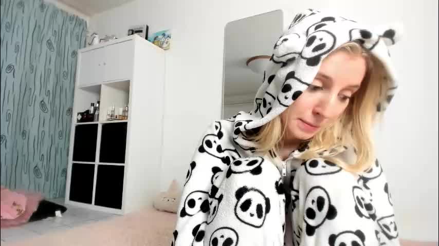 kenziedawton Live Sex December 13, 2025