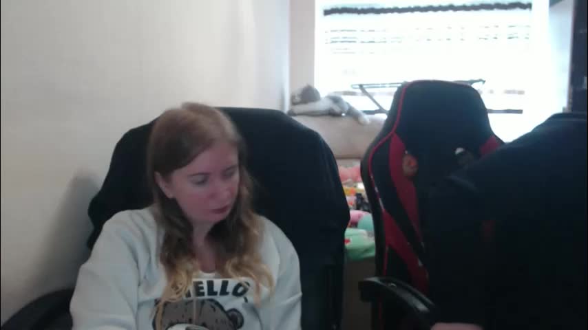 jenisandpeter Live Sex December 19, 2025