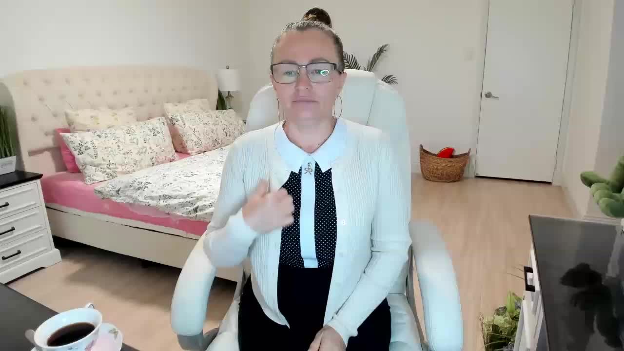 -Michelle- Live Sex December 13, 2025