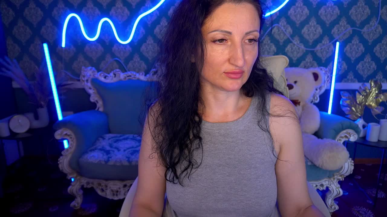 MissRossi Live Sex December 15, 2025