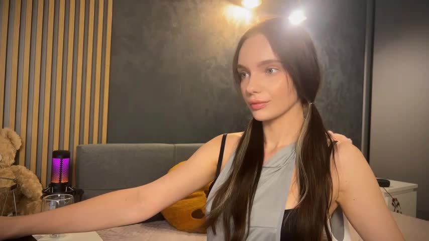 litlle_angelll Live Sex December 13, 2025