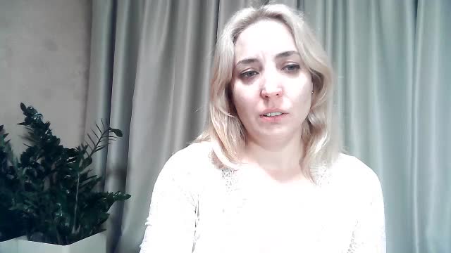 mariska-kiska Live Sex December 14, 2025