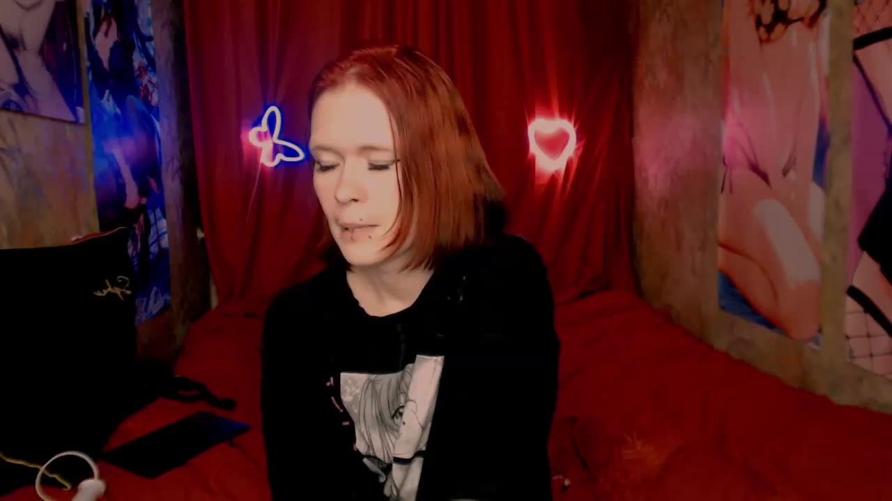 Velvet-and-Venom Live Sex December 17, 2025