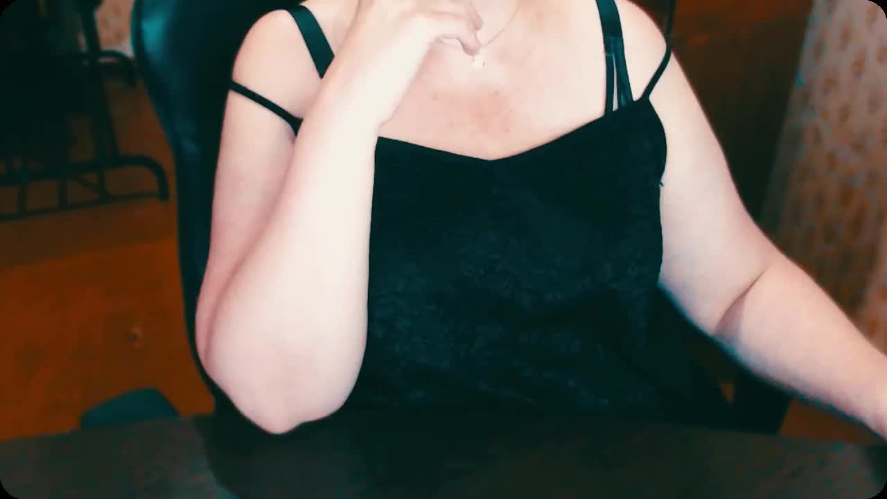 Alisa1917 Live Sex December 17, 2025