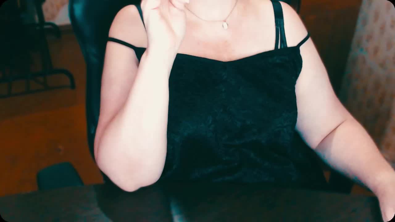 Alisa1917 Live Sex December 17, 2025