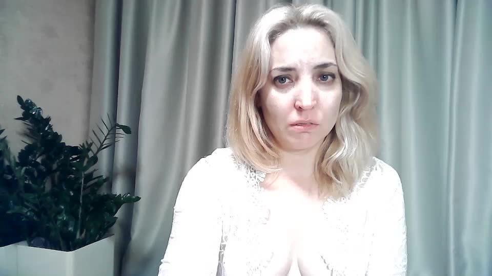 mariska-kiska Live Sex December 14, 2025