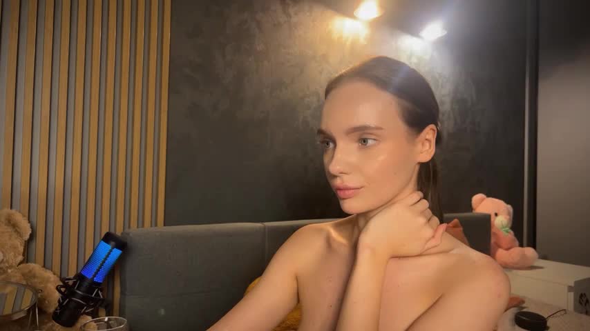 litlle_angelll Live Sex December 13, 2025