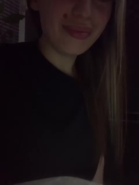 Polichkaaaa Live Sex December 14, 2025