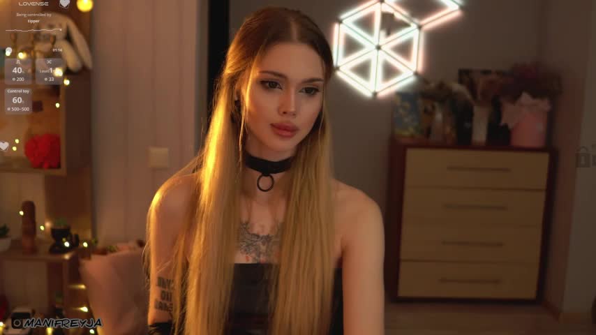 ManiFreyja Live Sex December 17, 2025