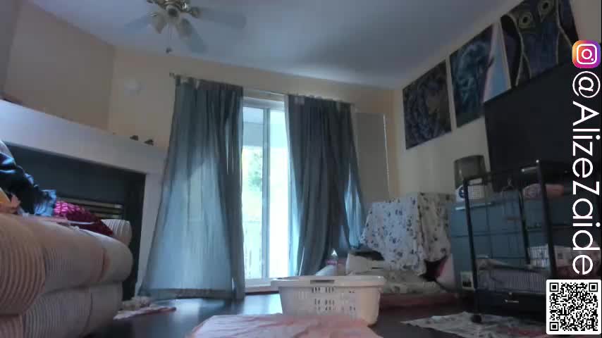 alizezaide Live Sex December 17, 2025