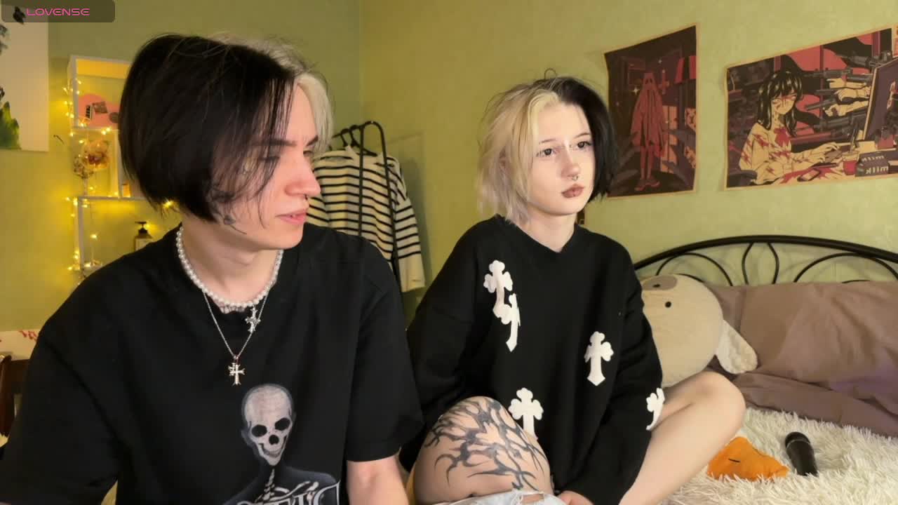 VeryRareTwins Live Sex December 13, 2025
