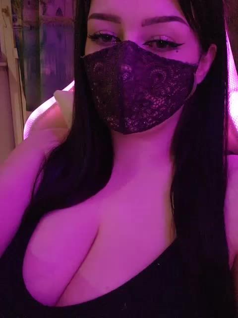 IIVII Live Sex December 13, 2025