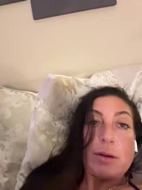 IrinkaGata Live Sex December 14, 2025