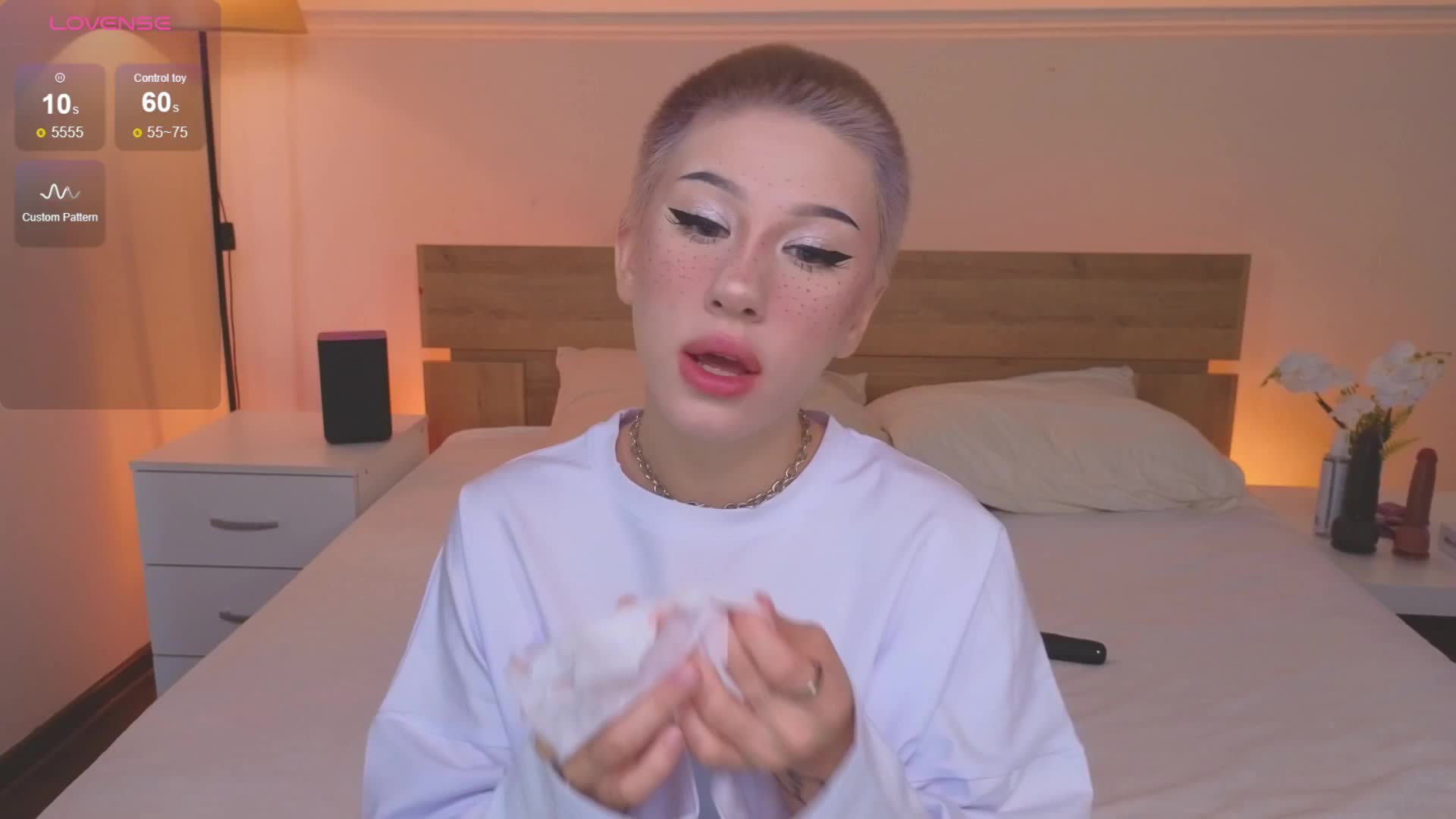 Necucubi Live Sex December 18, 2025