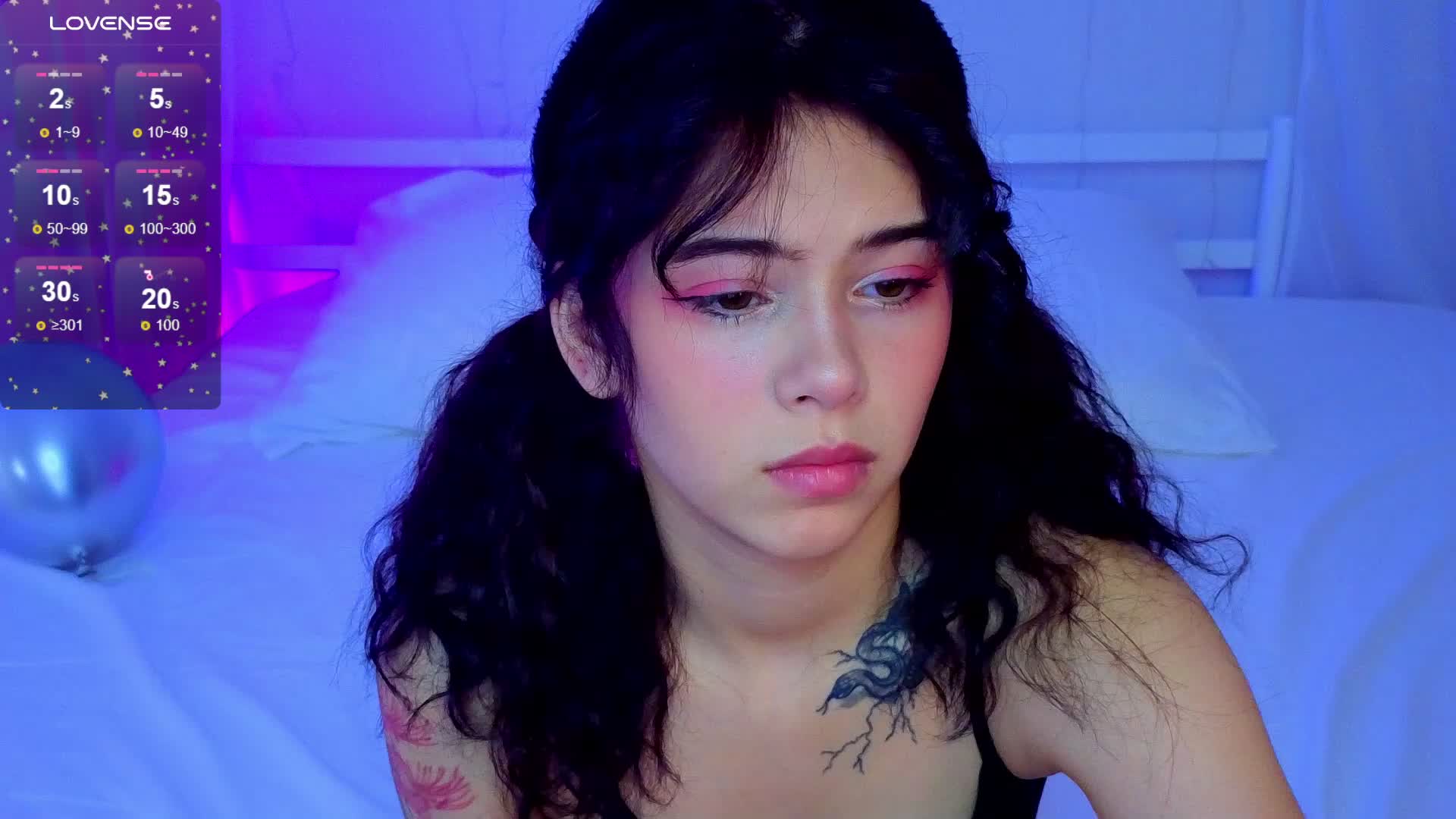 CoralineJones Live Sex December 18, 2025