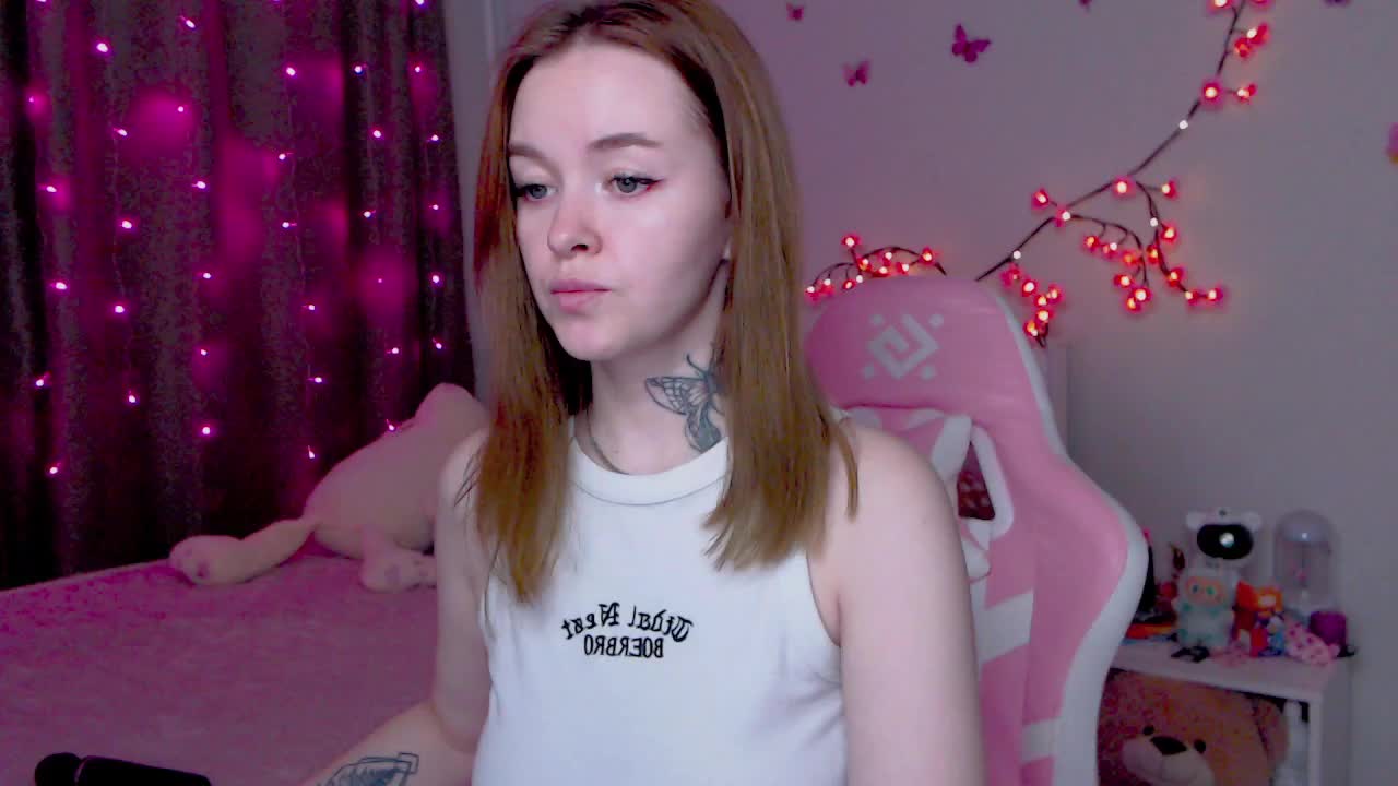 NaughtyMable Live Sex December 14, 2025