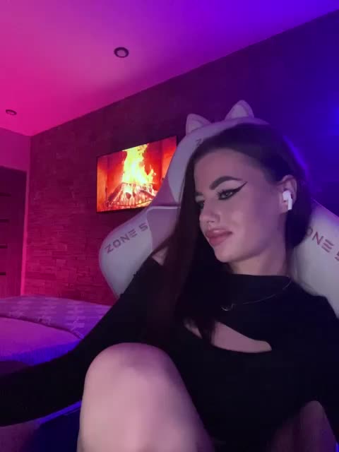 HotGirlEva Live Sex December 14, 2025
