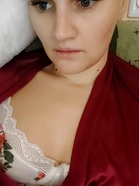 LisaLovHoney Live Sex December 17, 2025