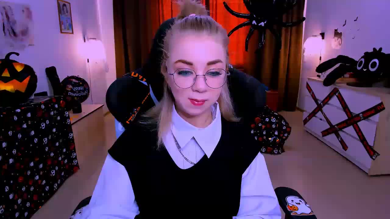 BabyNicole Live Sex December 14, 2025